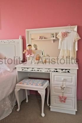 Kids Room Designs by Aristolite